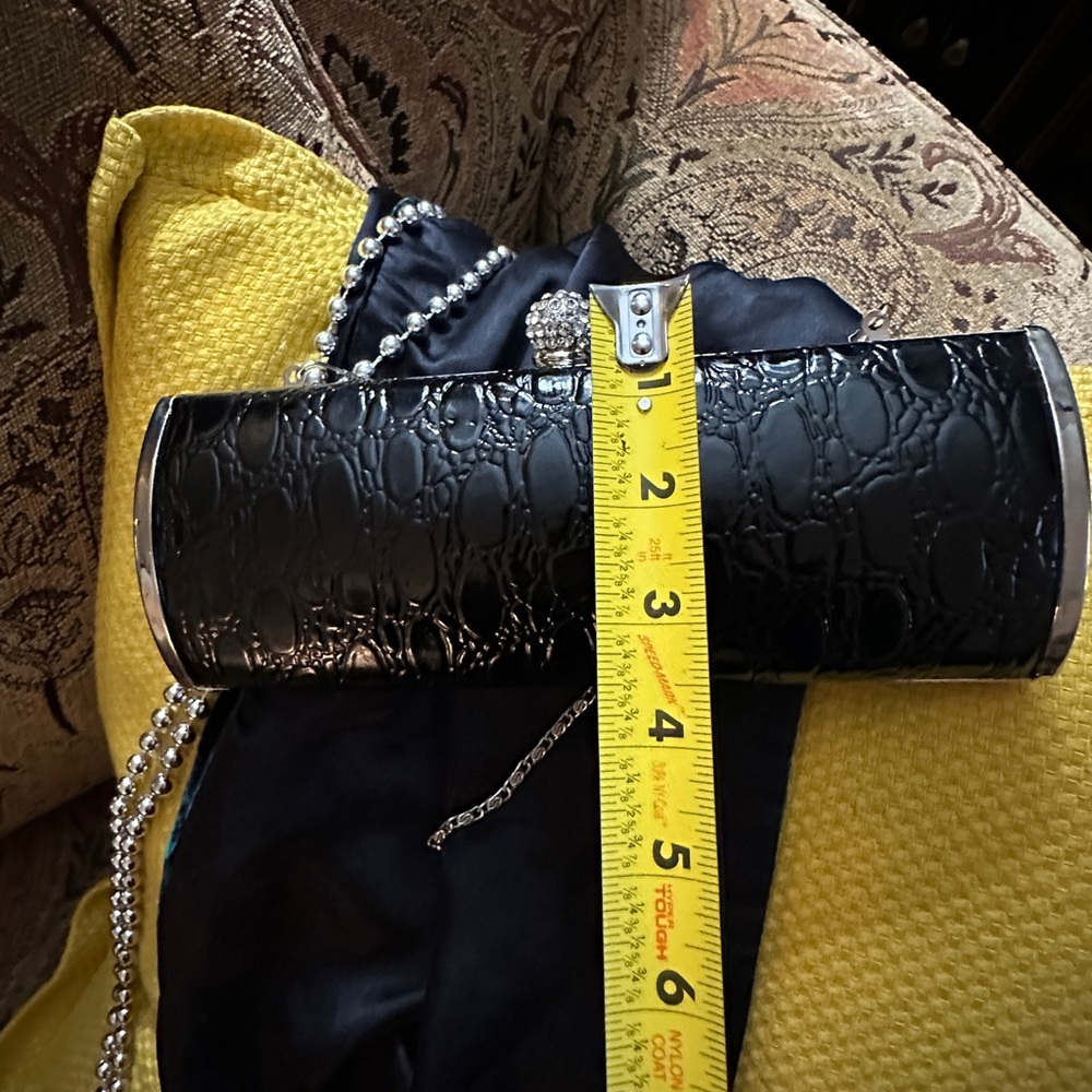 NWOT J & X NY Elegant Black Crocodile-Embossed Clutch - Picture 13 of 14